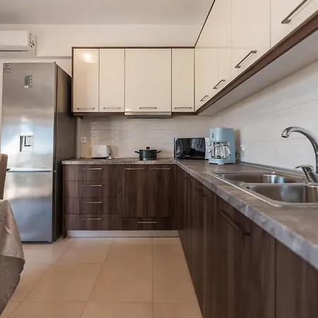 Casa Stergos 2apts 아크앤젤로스